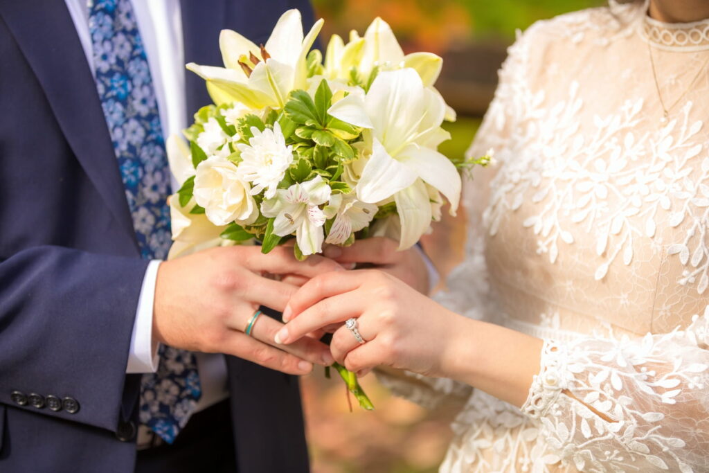 Couple exchanging vows during a vow renewal ceremony on the Star of Knoxville